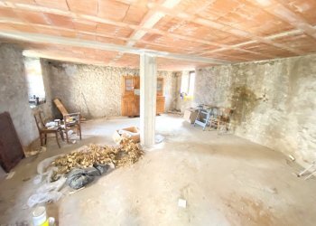 magazzino - Baita Frazione Roreto, 122, Roure - foto 33