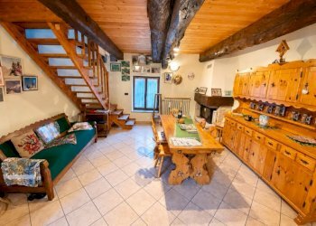 soggiorno - Baita Frazione Roreto, 122, Roure - photo 3