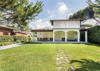 villa - Villa via Giuseppe Mazzini, 121/A, Forte dei Marmi - photo 1