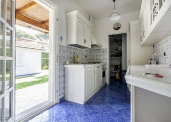 cucina - Villa via Giuseppe Mazzini, 121/A, Forte dei Marmi - photo 7