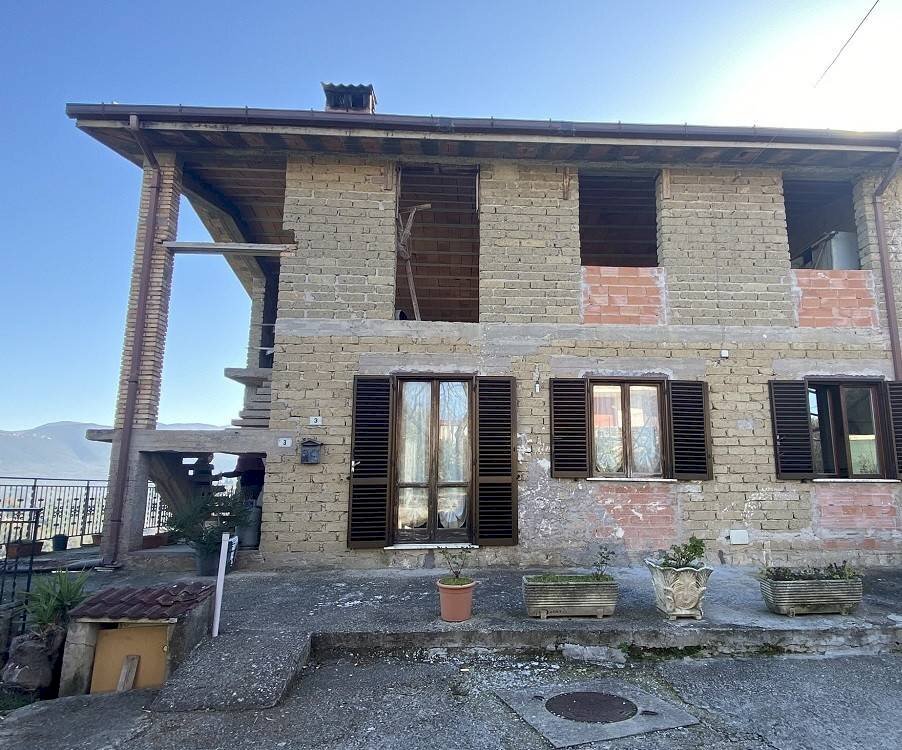 Casa indipendente via Giovanni Pascoli, 3, Montelibretti - foto 1