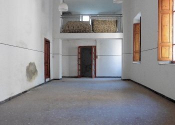 568389-akuz2221m.JPG - Stabile - Palazzo Calci - foto 1