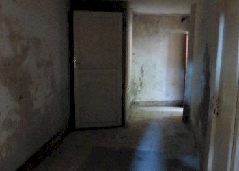 568389-sure417.JPG - Stabile - Palazzo Calci - foto 4