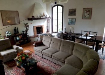 20200608_120647.jpg - Villa Calci - foto 2