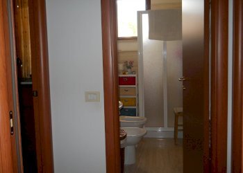 DSCN0430.JPG - Trilocale Calci - foto 2