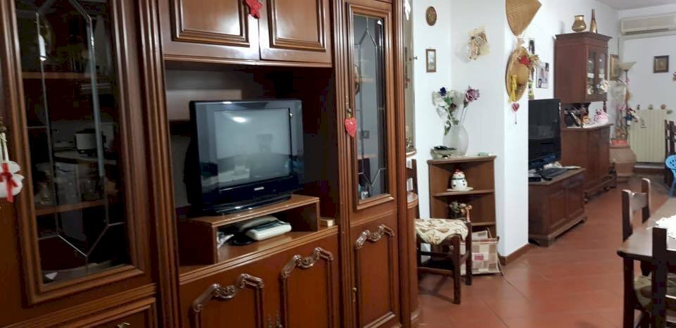 51640727_2177708995813647_7072065339680358400_n.jp - Terraced Villa Calci - photo 3