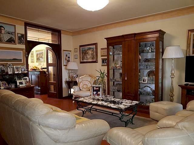 691122-8j62q.jpg - Villa a Schiera Calci - foto 1