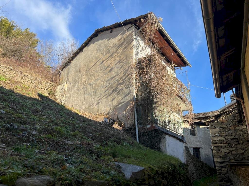 Casa semi indipendente borgata bout, s.n.c., Pomaretto - foto 1