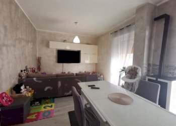 soggiorno - Trilocale via carlo alberto, 46, Pomaretto - foto 7