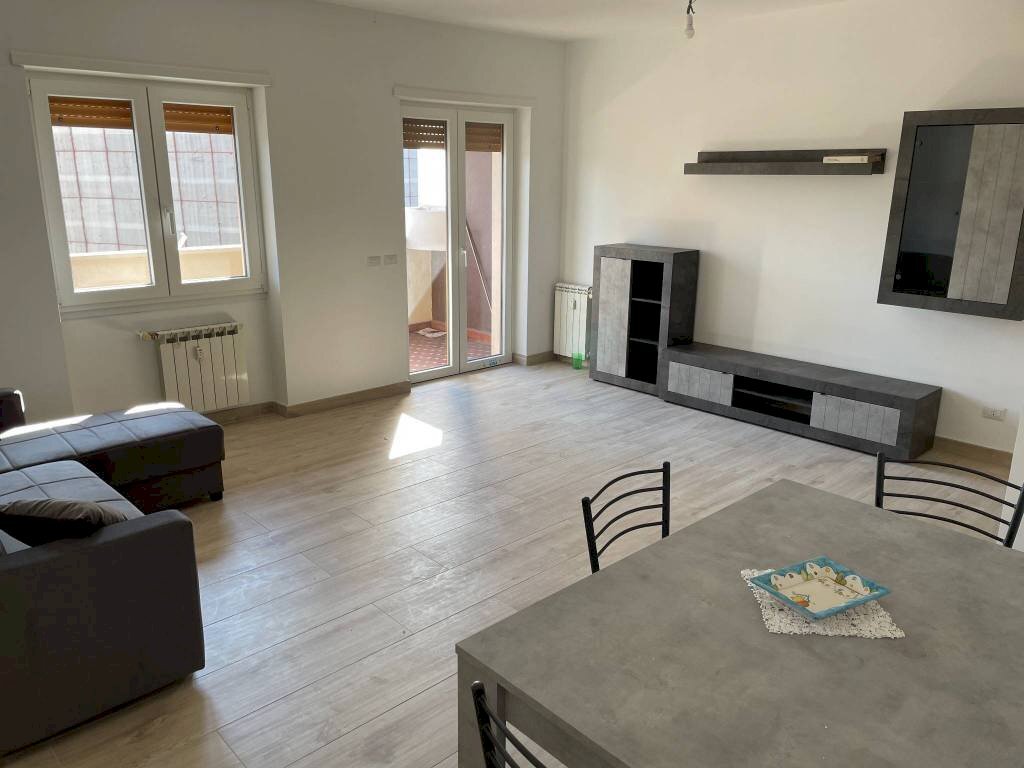 Salone - Trilocale via Marino Ghetaldi, Roma - foto 1