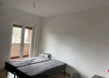 Camera da letto - Trilocale via Marino Ghetaldi, Roma - foto 26