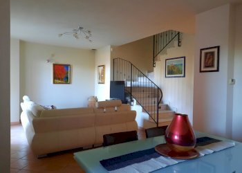 29CAS.jpg - Villa Trifamiliare Castelnuovo Magra - foto 2