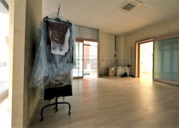 IMG_8676-001.JPG - Locale Commerciale Via Pizzardi 55, Vicenza - foto 9