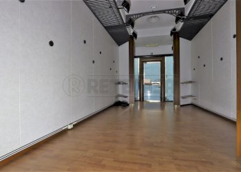 IMG_3871.JPG - Commercial Premises Via Brescia, Torri di Quartesolo - photo 5