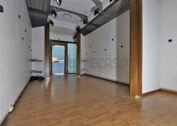 IMG_3873.JPG - Commercial Premises Via Brescia, Torri di Quartesolo - photo 7