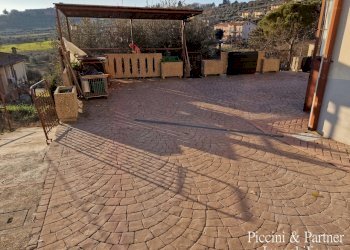 02.jpg - Villa Via della Costa  12, Magione - foto 2