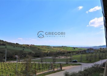 Attico via Della Pergola, Colonnella - foto 1