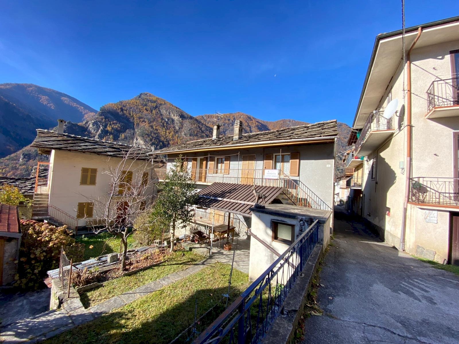 Casa semi indipendente Frazione Balma, 66, Roure - foto 2