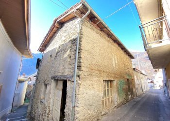 FACCIATA LABORATORIO - Casa semi indipendente Frazione Balma, 66, Roure - foto 33