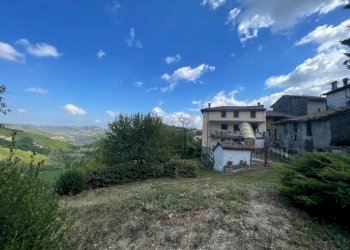 CASA CON TERRENO/GIARDINO - Rustico Avolasca - foto 2