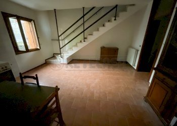 SOGGIORNO/CUCINA - Porzione di casa Frazione Masarolis 67, Torreano - foto 7
