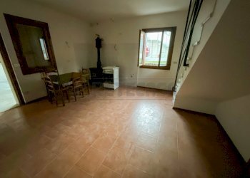 SOGGIORNO/CUCINA - Porzione di casa Frazione Masarolis 67, Torreano - foto 8