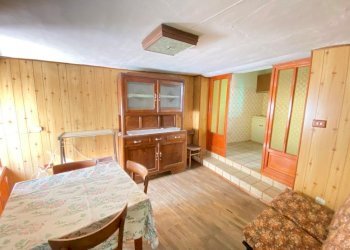 soggiorno - Casa semi indipendente Frazione Roreto, 121, Roure - foto 11