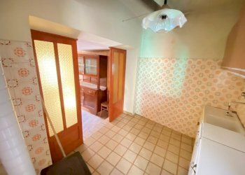 cucinino - Casa semi indipendente Frazione Roreto, 121, Roure - foto 12