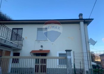 Casa indipendente Ferrania, Cairo Montenotte, Cairo Montenotte - foto 2