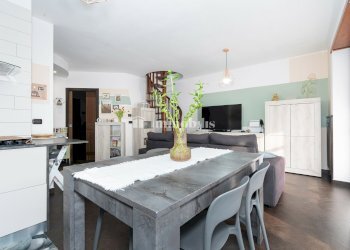 Four-room apartment Torino Via Malone 44, Torino - photo 1