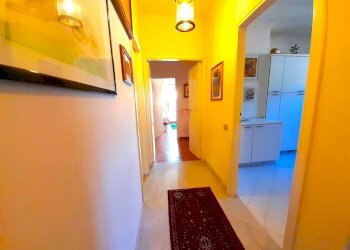 disimpegno - Four-room apartment via 20 Settembre, Empoli - photo 42