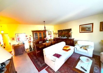 soggiorno - Four-room apartment via 20 Settembre, Empoli - photo 15