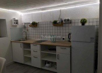 duVpHQ7f6odyuEvtytAgSzOG5EONQWBUm6AKc6wmcfk=_plain - One-room apartment Frosinone - photo 2