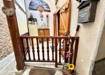 Semi-detached house borgata Ciaberso, Massello - photo 9