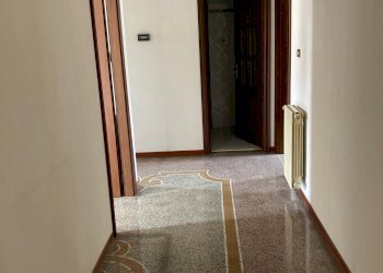 corridoio - Apartment Savona (neighborhood Villapiana) - photo 3