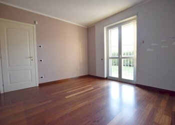 Stanza non arredata - Quadrilocale via Giacomo Leopardi, Mondovì - foto 10