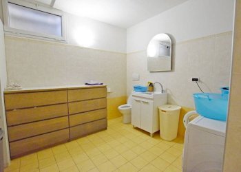 Bagno - Quadrilocale via Giacomo Leopardi, Mondovì - foto 17