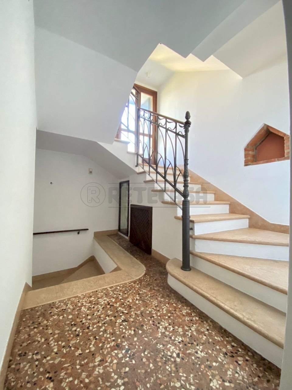 6.jpg - Casa semi indipendente Bassano del Grappa - foto 2