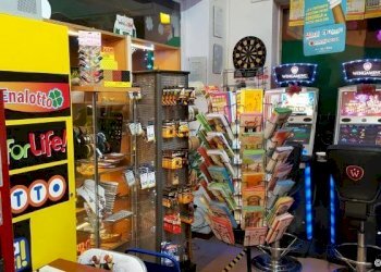 84_1474030487-3.jpg_large.jpg - Cartoleria - Libreria Via Fillungo, Lucca - foto 3