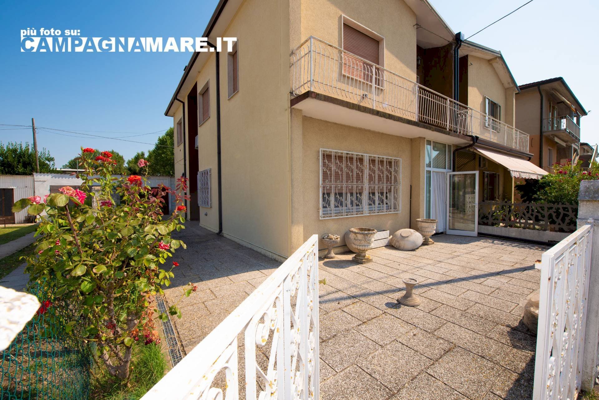 Villa a Schiera via IV novembre, Codigoro - foto 1