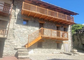 Three-room apartment Frazione Aillan, Doues - photo 1