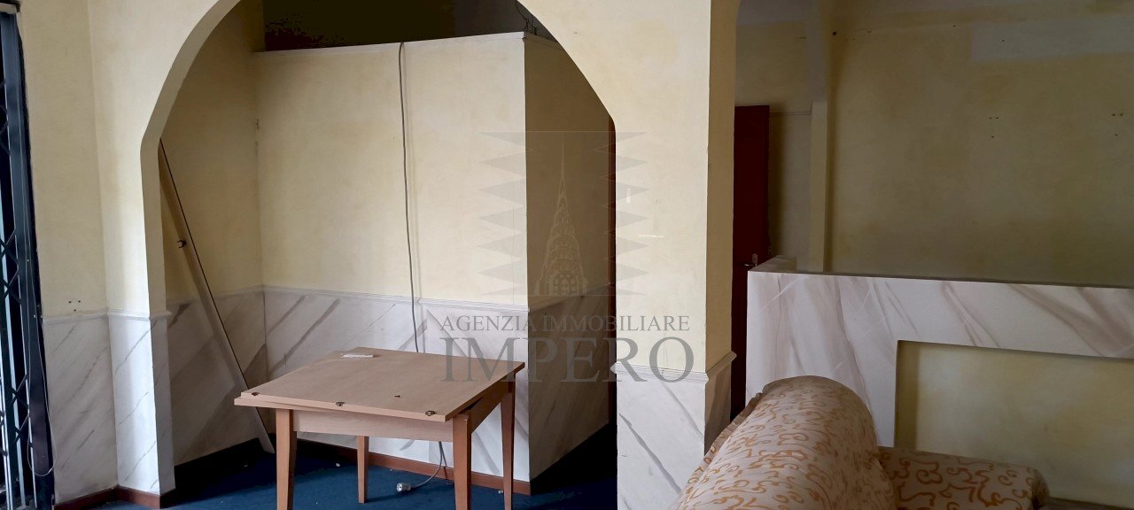 Locale Commerciale Via Filippo Turati, Ventimiglia - foto 2