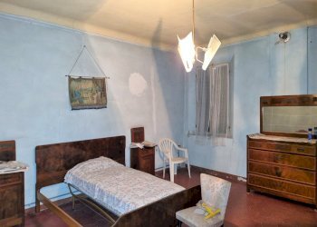 Portion of a house Ravenna - photo 5