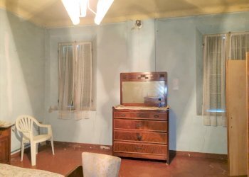 Portion of a house Ravenna - photo 6