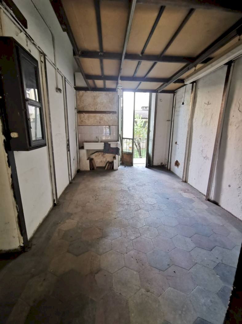 Warehouse corso Regina Margherita, 200, Torino (neighborhood Borgo Vittoria) - photo 2