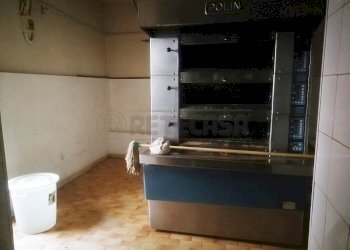 IMG_20230110_160711 (1024x768).jpg - Locale Commerciale VIA SALVATI 41, Caltanissetta - foto 2