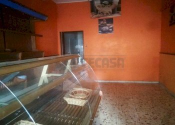 IMG_20230110_160836 (1024x768).jpg - Locale Commerciale VIA SALVATI 41, Caltanissetta - foto 5