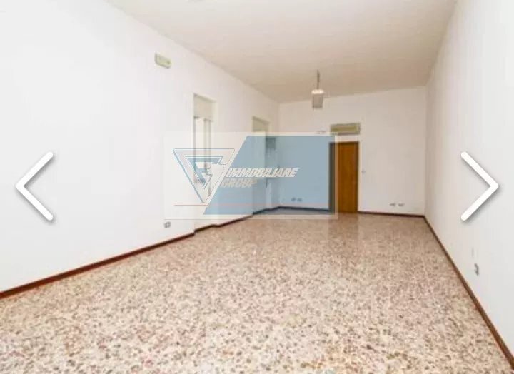 Commercial Premises Via Pietro Novelli, Siracusa - photo 3