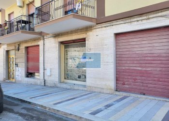 Locale Commerciale VIALE ANNUNZIATA, Priolo Gargallo - foto 3