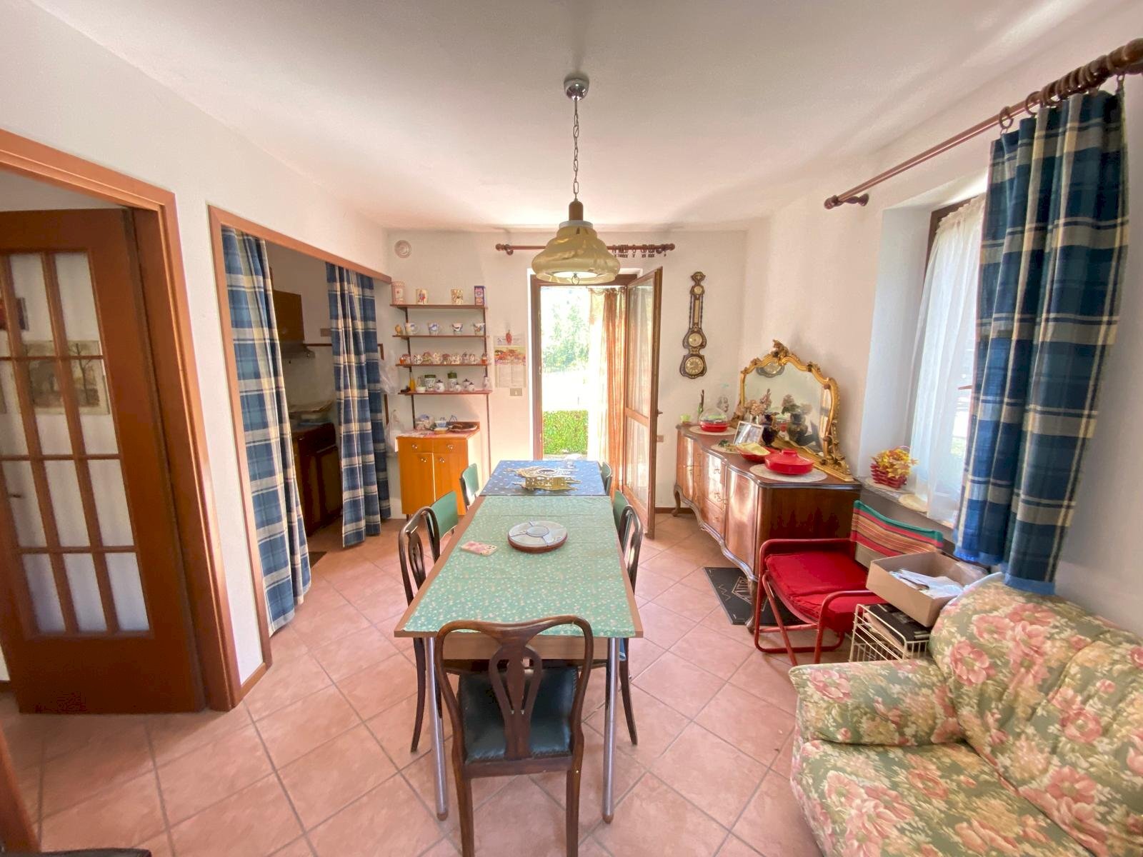 CUCINA-SOGGIORNO - Villa a Schiera frazione CASTEL DEL BOSCO, 12, Roure - foto 1